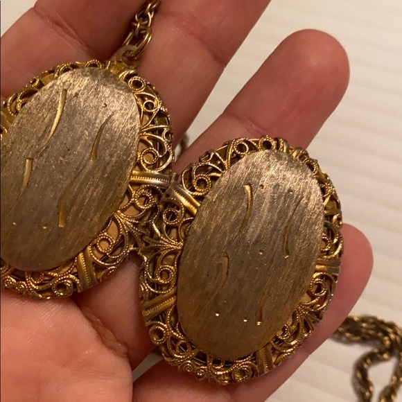 Gold locket - Picture 6 of 6